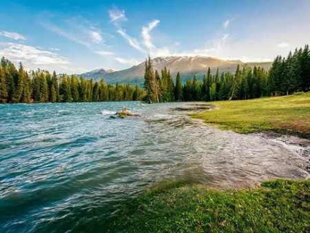 上榜《国家地理》最美湖泊 这儿最适合夏天旅拍