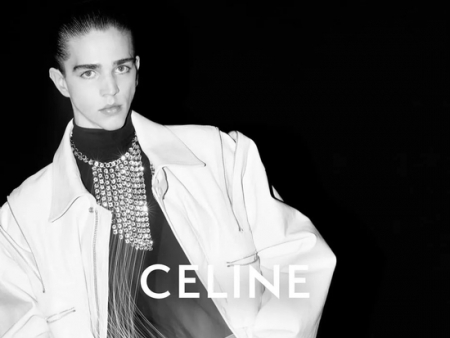 他是最新的 CELINE 男孩！