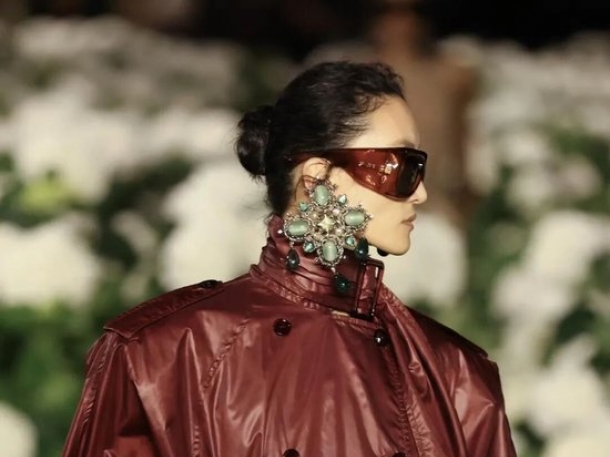 衣服也要和刷剧一样，开启“冬季复古循环模式”！